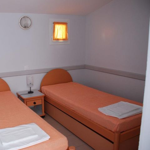 VAKANTIEHUIS 4 personen - PAVILJOEN TV-TERRAS