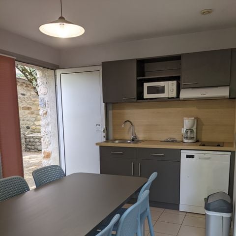 MAISON 6 personnes - Pavillon 6- 1 chambre + 1 chambre cabine + terrasse + Climatisation + TV - 40m²