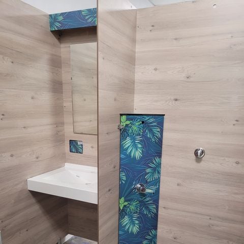 BUNGALOW DE LONA 4 personas - Tithome - 2 habitaciones - instalaciones sanitarias comunes camping 21 m2