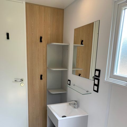 Stellplatz - PREMIUM-Stellplatz / Individuelle Sanitäranlagen