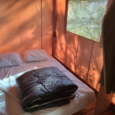 CANVAS AND WOOD TENT 4 people - SAHARI - without sanitary facilities