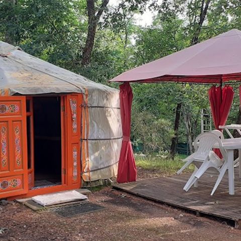 ALOJAMIENTO INUSUAL 4 personas - sin instalaciones sanitarias