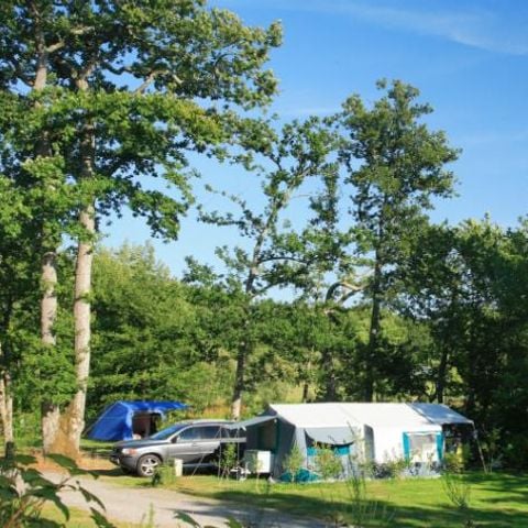 Pitch - With 10A electricity and water