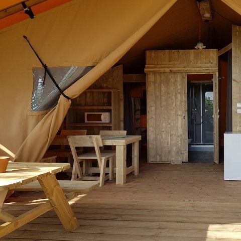 Lodge 4 persons - Lodge tent sleeps 4
