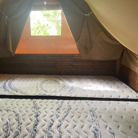 Tent 2 persons - Bivouac tent - shared sanitary facilities