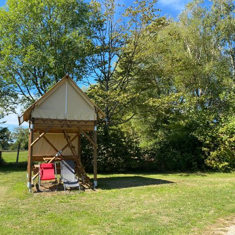 Tent 2 persons - Bivouac tent - shared sanitary facilities