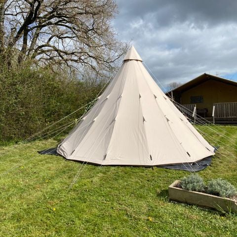 Tente 4 personnes - Tente Tipi - sanitaires communs