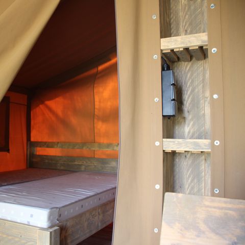 Tent 5 personen - HOUTEN zonder sanitair
