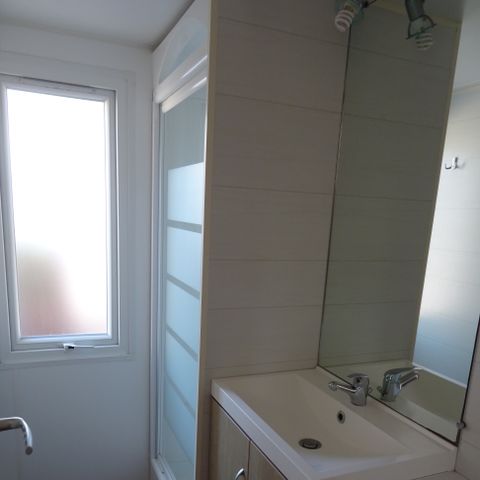 BUNGALOW 8 personnes - MAXI Family 3 chambres, 2 salles de bain avec climatisation