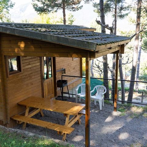 HÉBERGEMENT INSOLITE 4 personnes - CABAÑA DE MADERA BASIC FAMILY