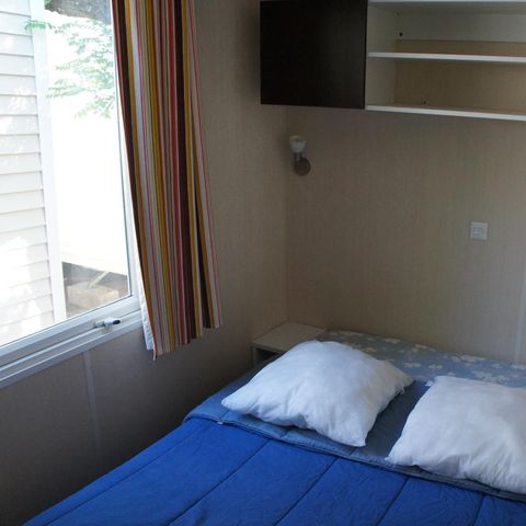 Mobilheim 5 Personen - Mobilheim Confort 32 m² 2 Zimmer + 12m² halbüberdachte Terrasse (9m²) + TV 4/5 Pers.