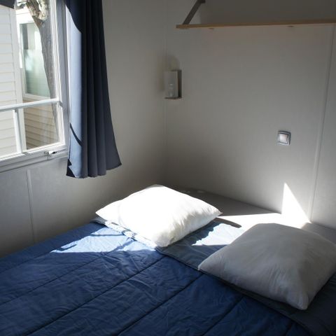STACARAVAN 7 personen - Premium 32 m² 3 slaapkamers bed 160 + TV + airconditioning