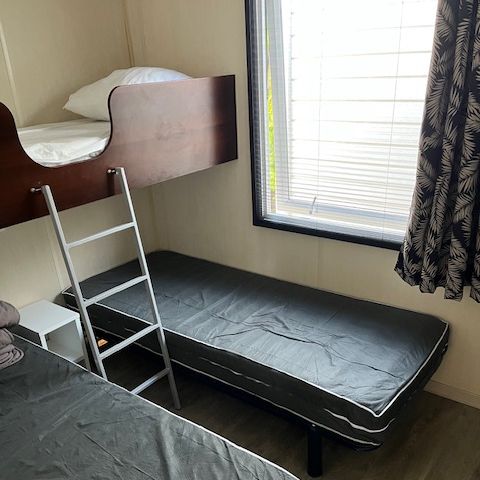 MOBILE HOME 5 people - Standard 32 m² 2 bedrooms + 12m² semi-covered terrace (9m²)