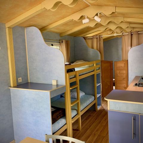 HÉBERGEMENT INSOLITE 4 personnes - Roulotte Arizona (grande caravane) - 4 pers