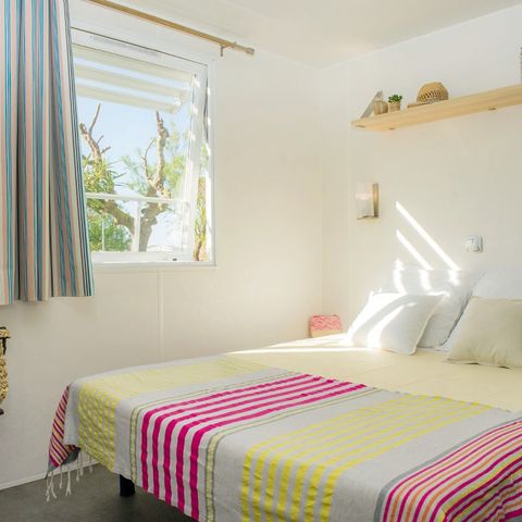 Mobilheim 4 Personen - Mobilheim | Classic | 2 Zi. | 4 Pers. | Nicht überdachte Hochterrasse | Klima.