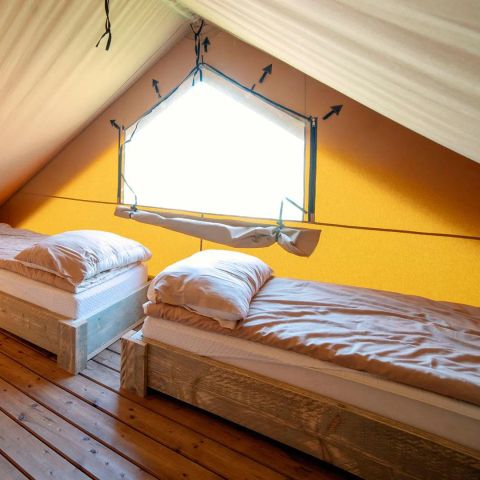 Canvas and wooden tent 5 persons - Safari Lodge