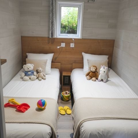 Mobile home 4 persons - MOBIWOOD 36 with its PRIVATE JACUZZI - 2 Bedrooms