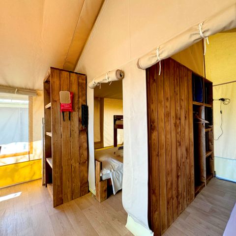 Tente en toile et en bois 5 personnes - Klahari Lodge