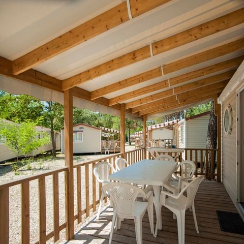 MOBILHOME 2 personnes - (2 personnes incluses - 4 personnes supplémentaires possibles avec supplément, veuillez contacter le camping)