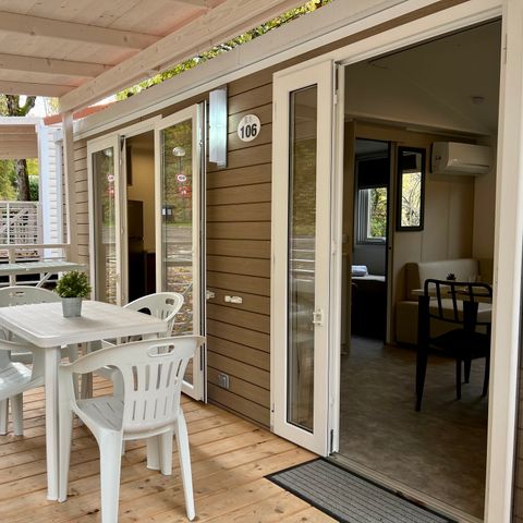 Stacaravan 2 personen - (2 personen inbegrepen - 2 extra personen mogelijk tegen betaling, neem contact op met de camping)