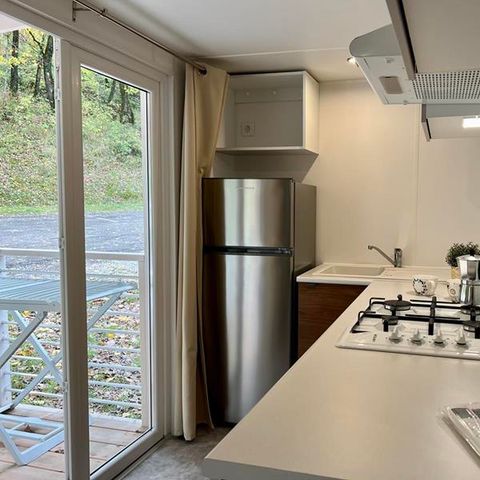 BUNGALOW 4 personnes - (2 personnes incluses - 2 personnes supplémentaires possibles moyennant un supplément, veuillez contacter le camping)