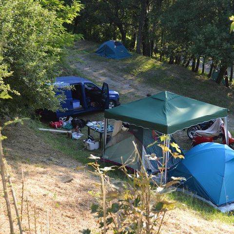 Stellplatz - Für Auto oder Motorrad und Zelt