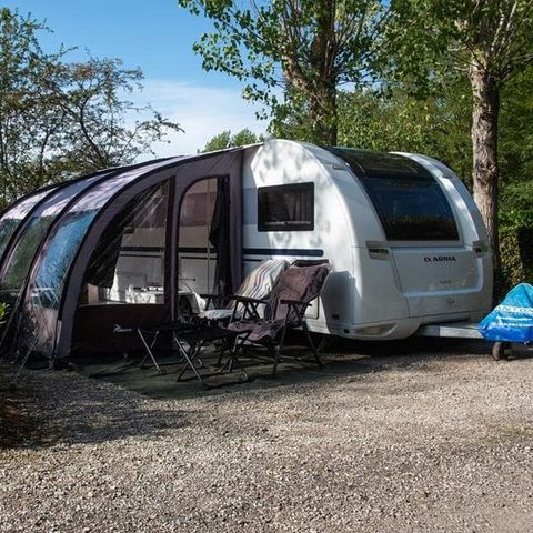 PARCELA - Parcela para coche y caravana