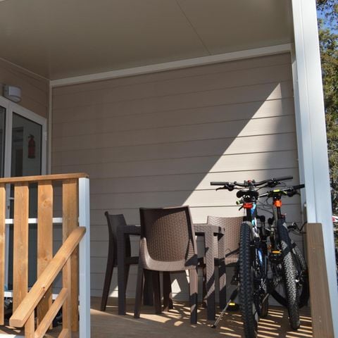 Mobile home 2 persons - Mobile home - Accessible to persons with reduced mobility (2 persons included - 2 additional persons possible with surcharge, please contact campsite)
