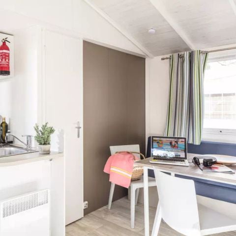 BUNGALOW 6 personnes - Mobil-home | Comfort | 3 Ch. | 6 Pers. | Terrasse Lounge | Clim.