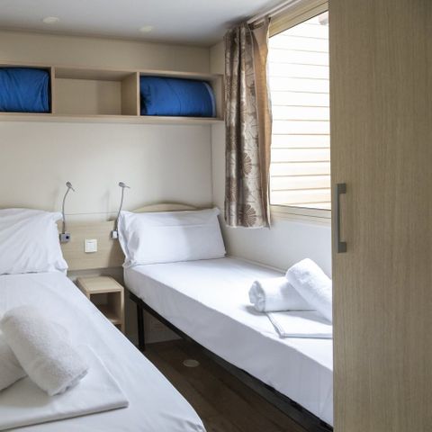 BUNGALOW 6 personnes - hu Stay Easy XL	Bungalow con 3 camere da letto