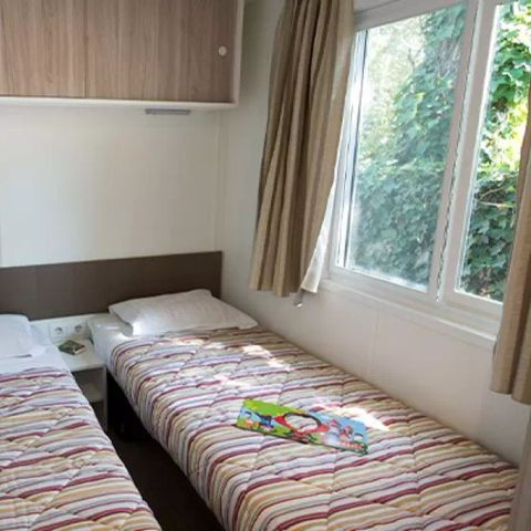 Bungalow 6 personas - Mobil-home | Confort | 3 Dormitorios | 6 Pers. | Terraza elevada | 2 baños | Aire acondicionado.