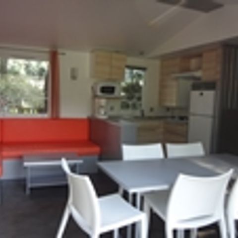 Mobilhome 6 personnes - 3 chambres - arrivée le mercredi en haute saison