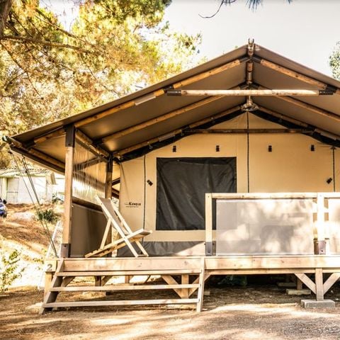 Tente en toile et en bois 5 personnes - Tente Lodge Sans sanitaire - arrivée le samedi en haute saison