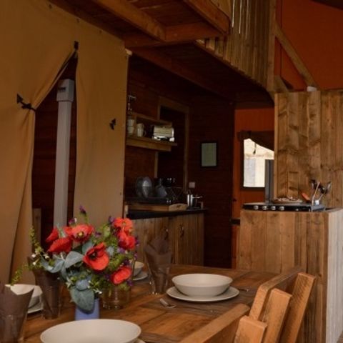 Tente en toile et en bois 5 personnes - Corsica Lodge, 2 chambres - arrivée le samedi en haute saison