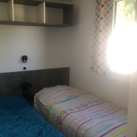 BUNGALOW 4 personnes - 2 chambres compact 24 m2 avec  terrasse couverte 10 m2