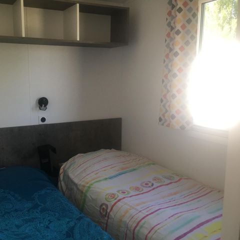 MOBILHOME 4 personnes - 2 chambres compact 24 m2 avec  terrasse couverte 10 m2
