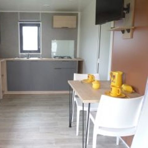 MOBILHOME 2 personnes -  solo 1 chambre Premium 22m2 avec terrasse couverte 10m2 (lit 160 * 200)