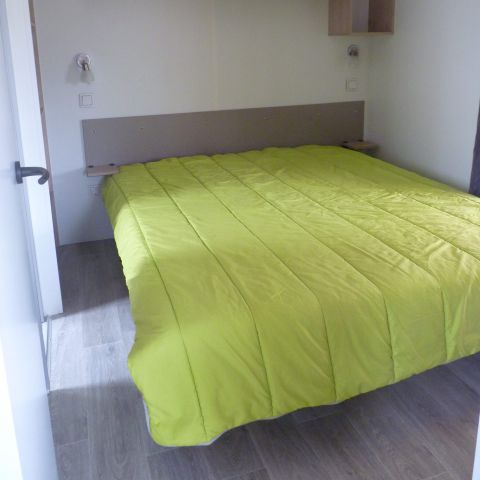 MOBILHOME 2 personnes -  solo 1 chambre Premium 22m2 avec terrasse couverte 10m2 (lit 160 * 200)