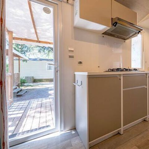 Stacaravan 4 personen - Mobile-home | Comfort | 2 Slaapkamers | 4 Pers. | Verhoogd terras | Airconditioning.