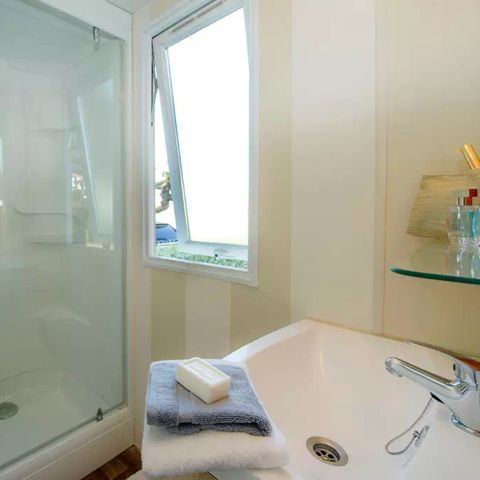 Stacaravan 6 personen - Mobile-home | Comfort | 3 slaapkamers | 6 pers. | Verhoogd terras | TV