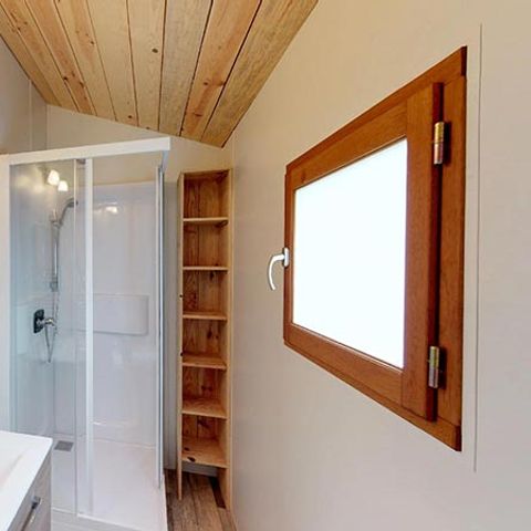 BUNGALOW 4 personnes - 2 CHAMBRES FACE AU LAC