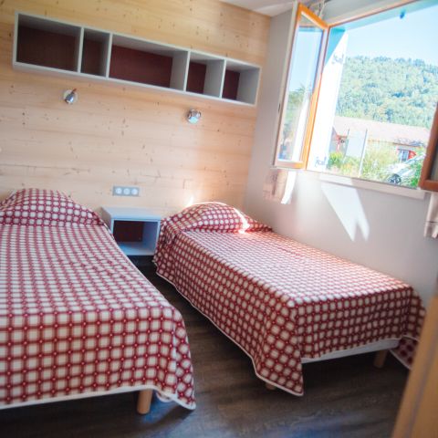 CHALET 6 people