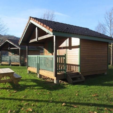 Bungalow 4 persons - without sanitary facilities