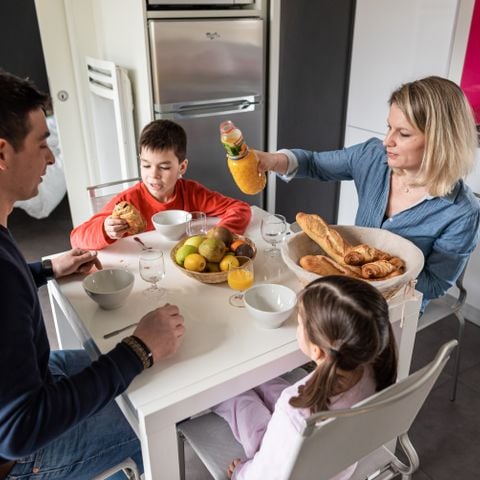 MOBILE HOME 8 people