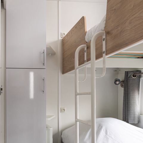 MOBILE HOME 8 people