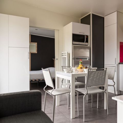 MOBILE HOME 8 people