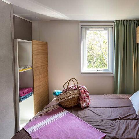 Stacaravan 4 personen - Comfort | 2 Slaapkamers | 4 Pers | Verhoogd terras | Airconditioning | TV