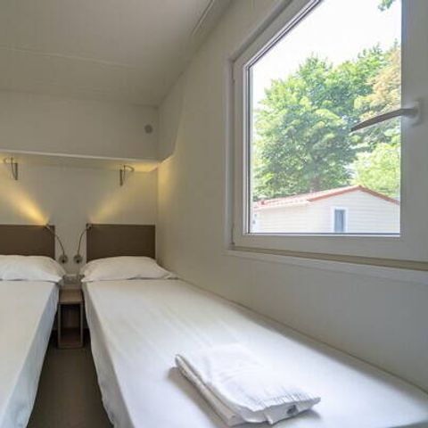 MOBILHOME 6 personnes - Comfort | 3 Ch. | 6 Pers. | Terrasse surélevée | Clim.