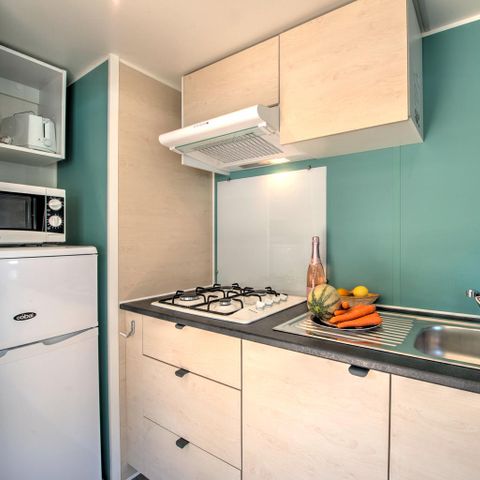 Mobile home 4 persons - Comfort mobile home 29m² 2 bedrooms + semi-covered terrace + TV + dishwasher