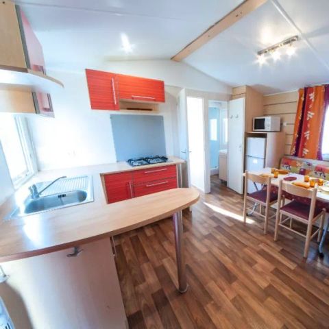 Stacaravan 4 personen - 3 Kamers 4 Personen Airconditioning + TV